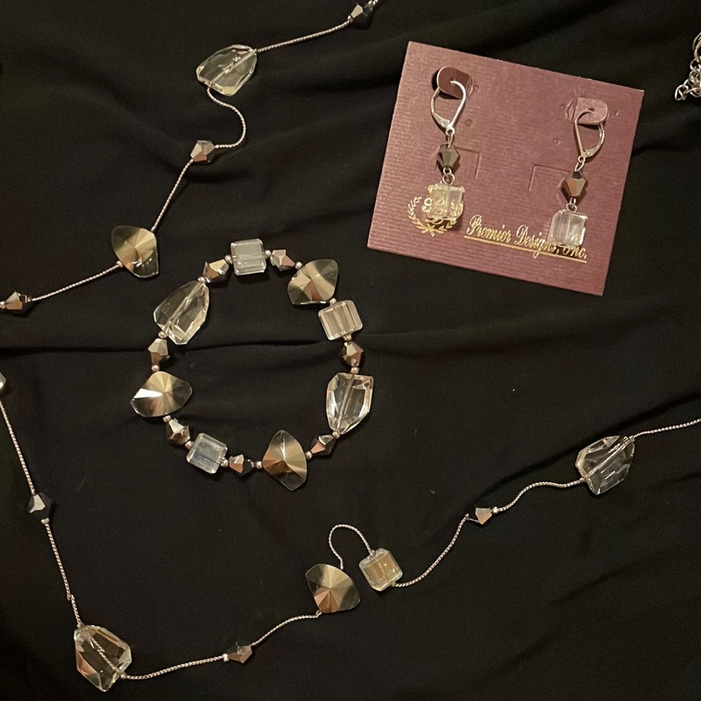 Premier Designs Silver & Crystal Bead Necklace, Bracelet and Earrings Set
